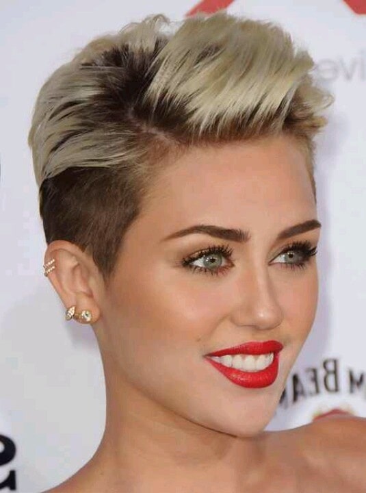 Miley cyrus store ear piercings